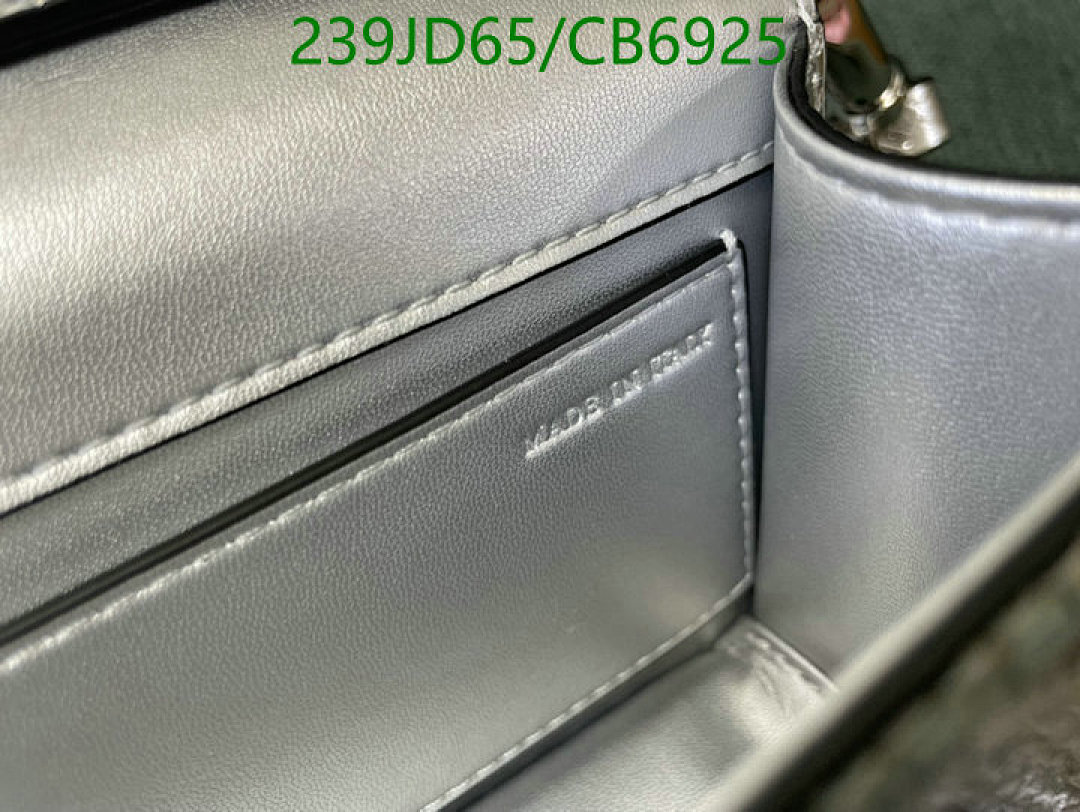 Valentino-Bag-Mirror Quality Code: CB6925 $: 239USD