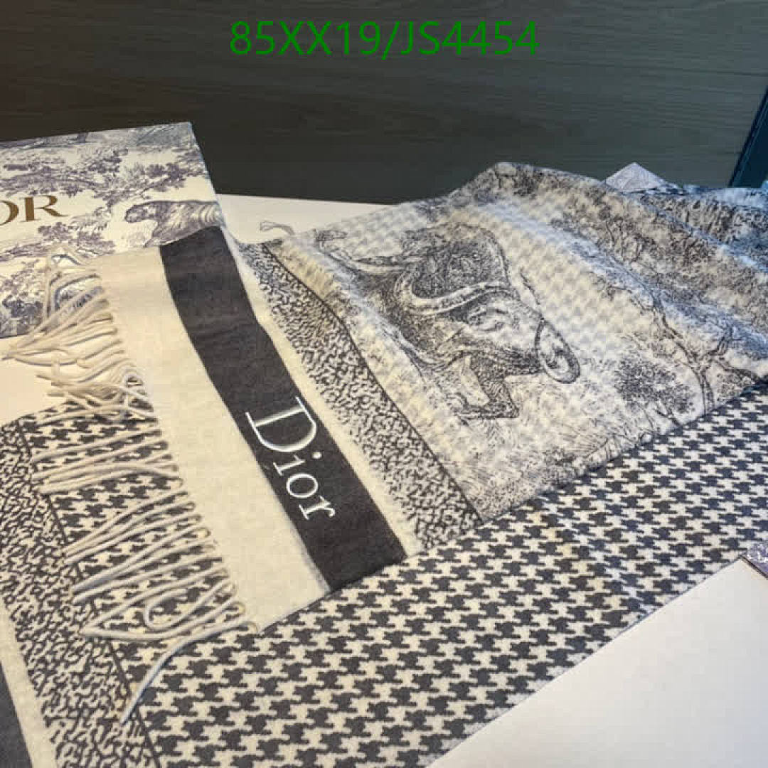Dior-Scarf Code: JS4454 $: 85USD