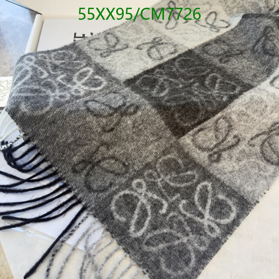 Loewe-Scarf Code: CM7726 $: 55USD