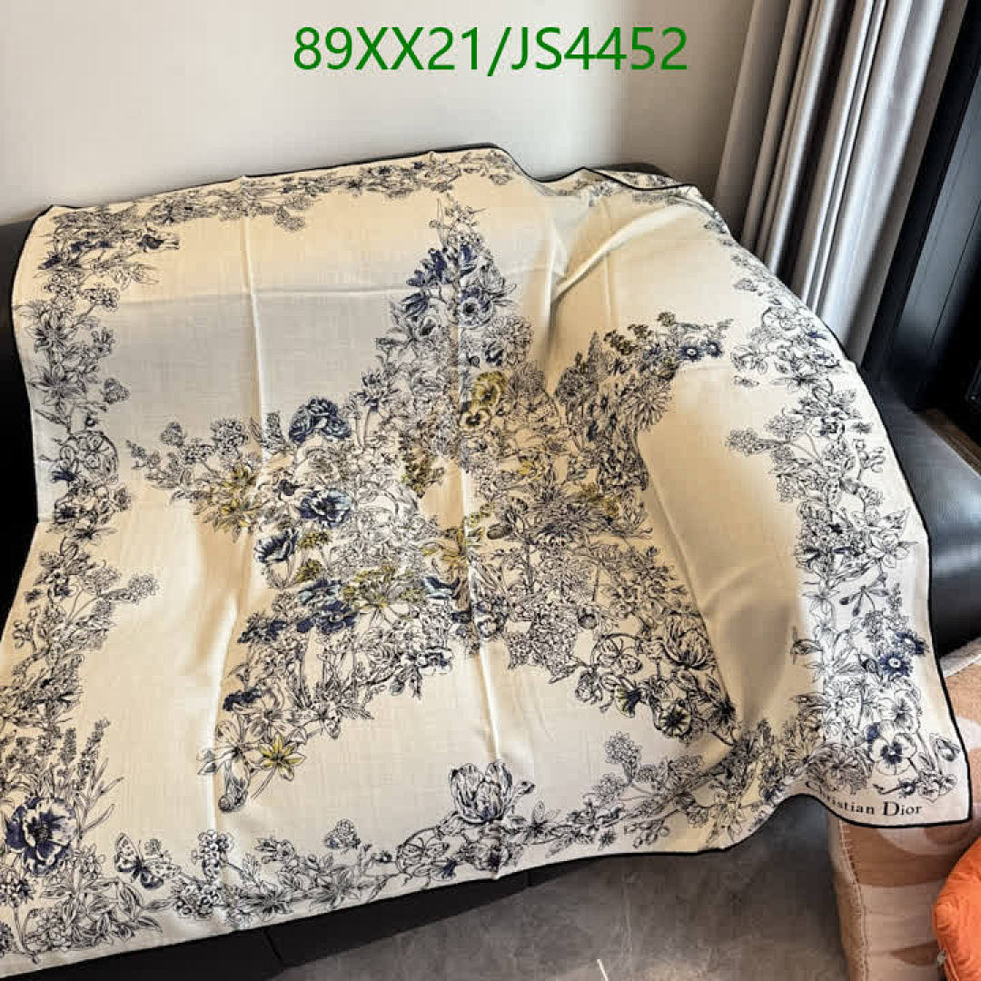 Dior-Scarf Code: JS4452 $: 89USD