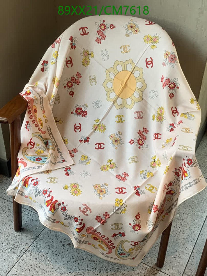 Chanel-Scarf Code: CM7618 $: 89USD