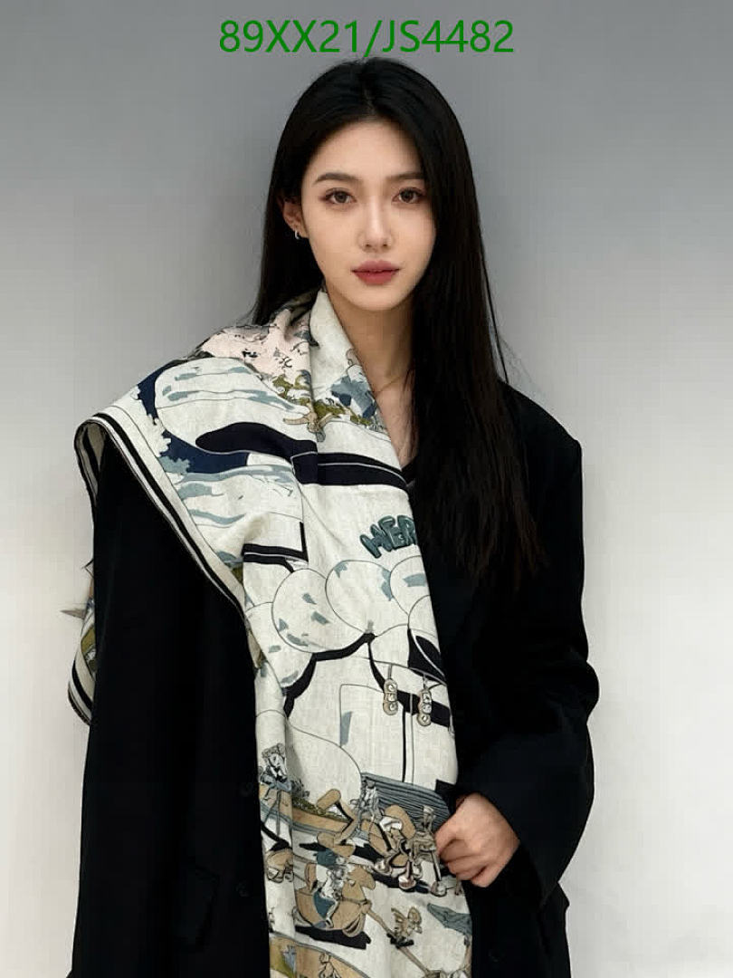Hermes-Scarf Code: JS4482 $: 89USD