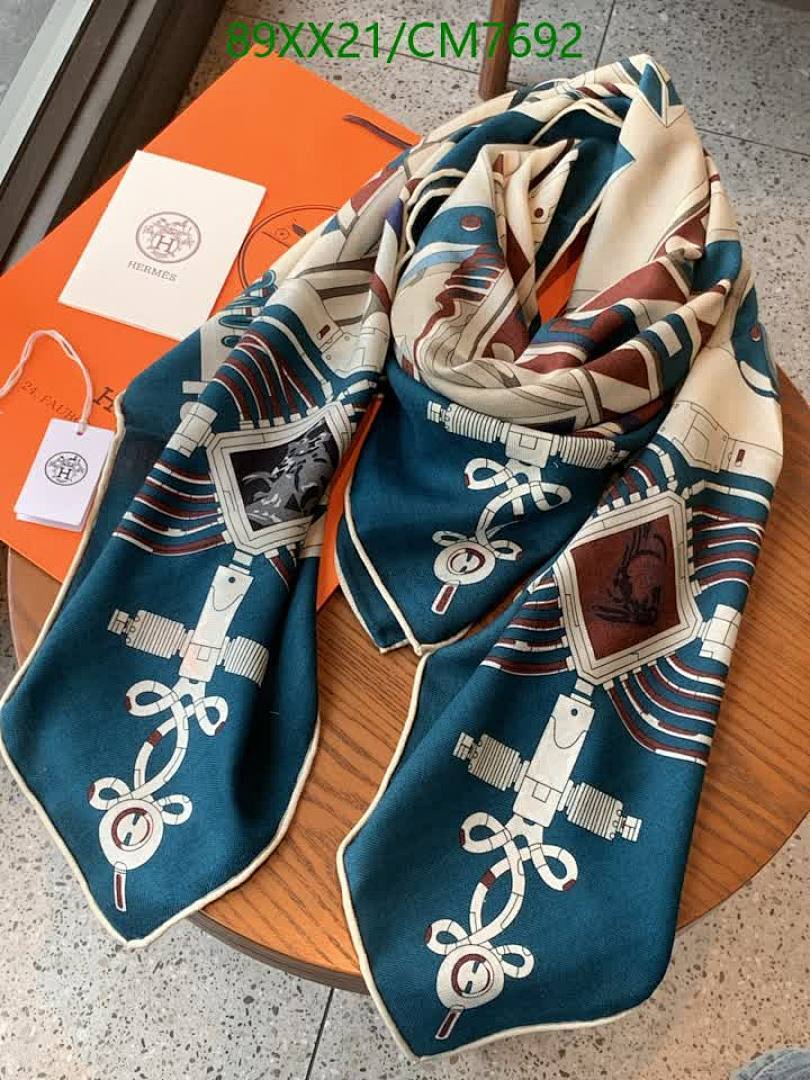 Hermes-Scarf Code: CM7692 $: 89USD