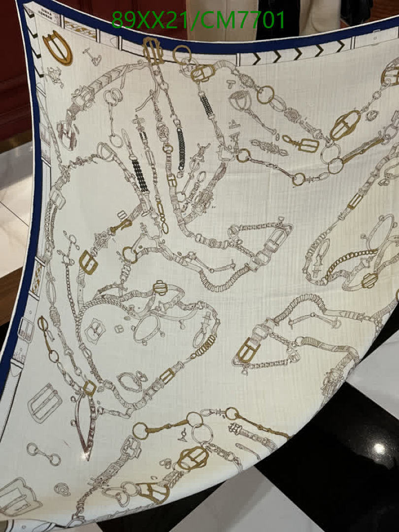 Hermes-Scarf Code: CM7701 $: 89USD
