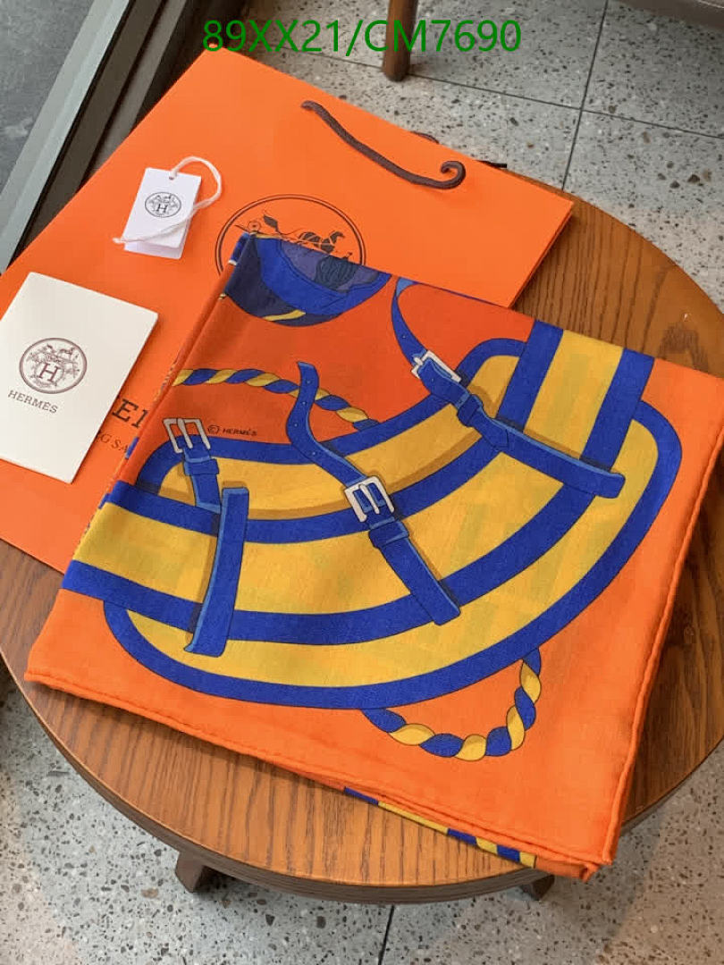 Hermes-Scarf Code: CM7690 $: 89USD