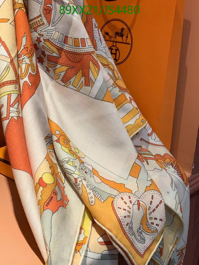 Hermes-Scarf Code: JS4480 $: 89USD