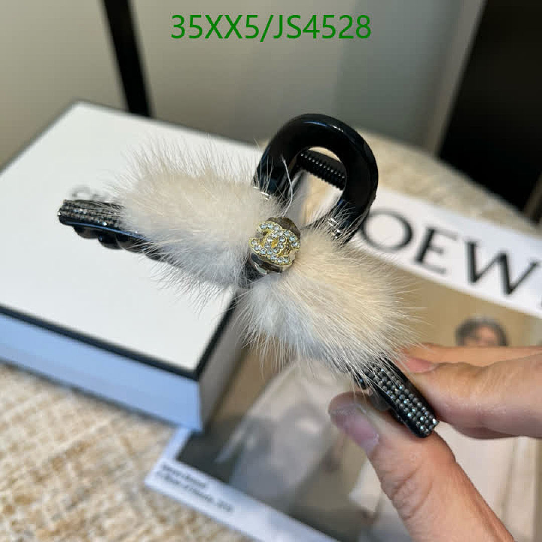 Chanel-Headband Code: JS4528 $: 35USD