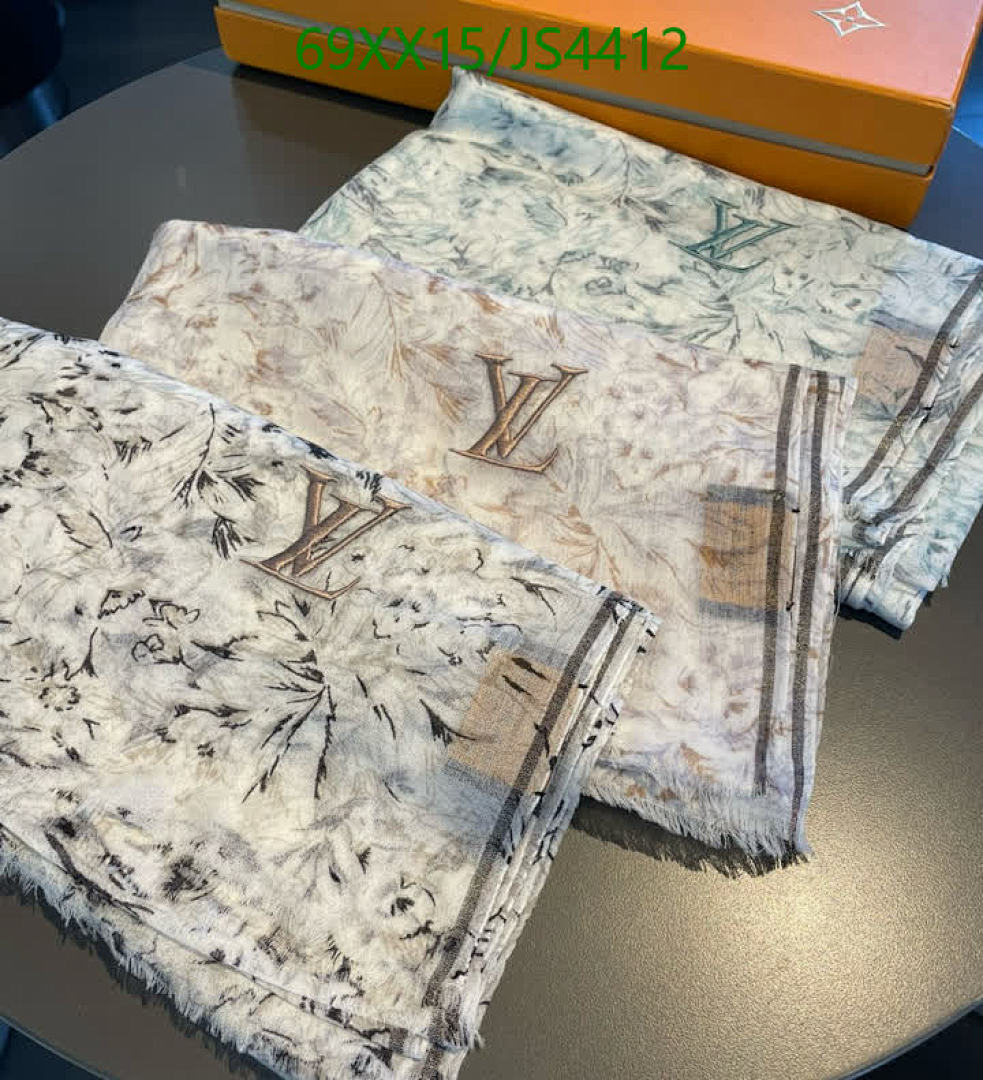 LV-Scarf Code: JS4412 $: 69USD