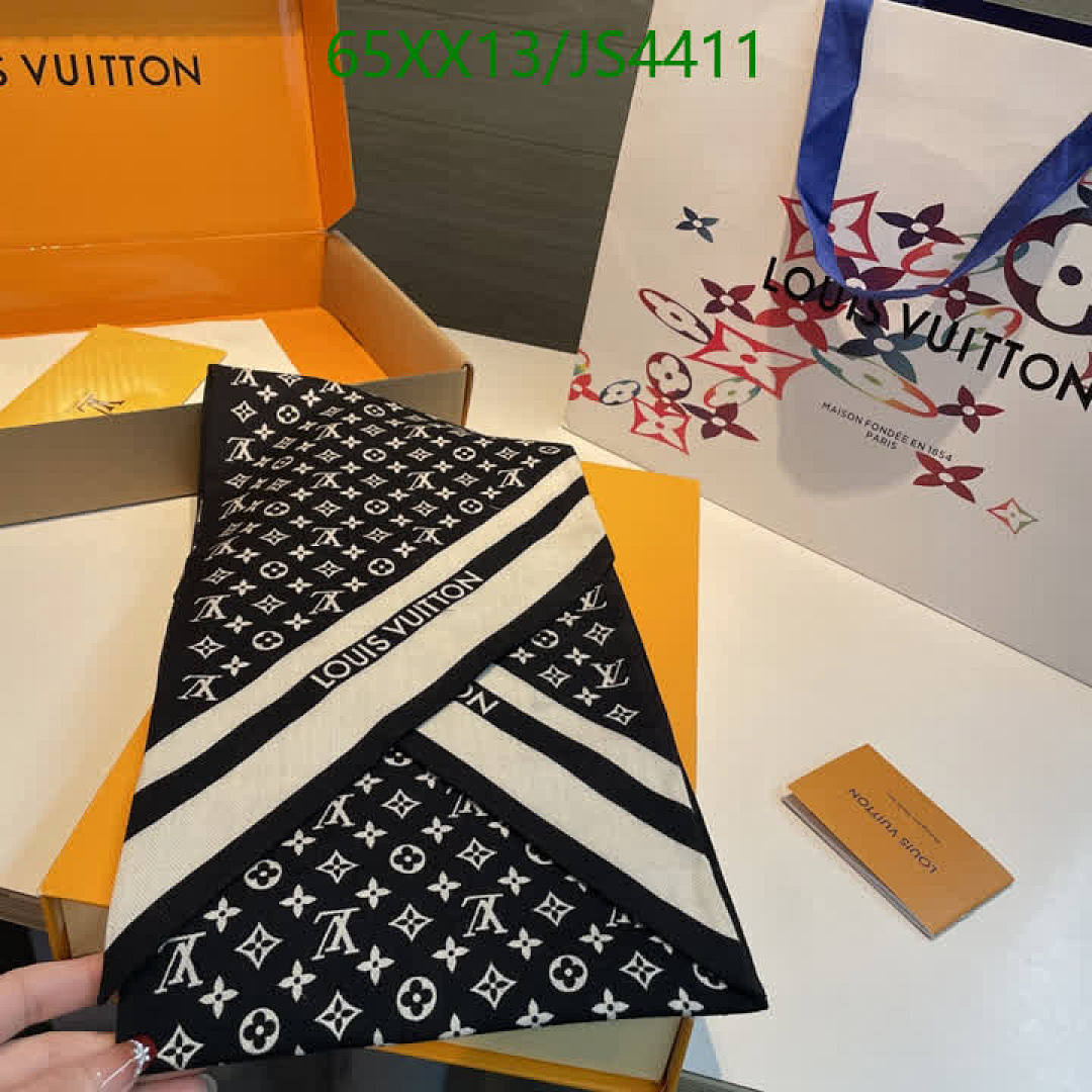LV-Scarf Code: JS4411 $: 65USD