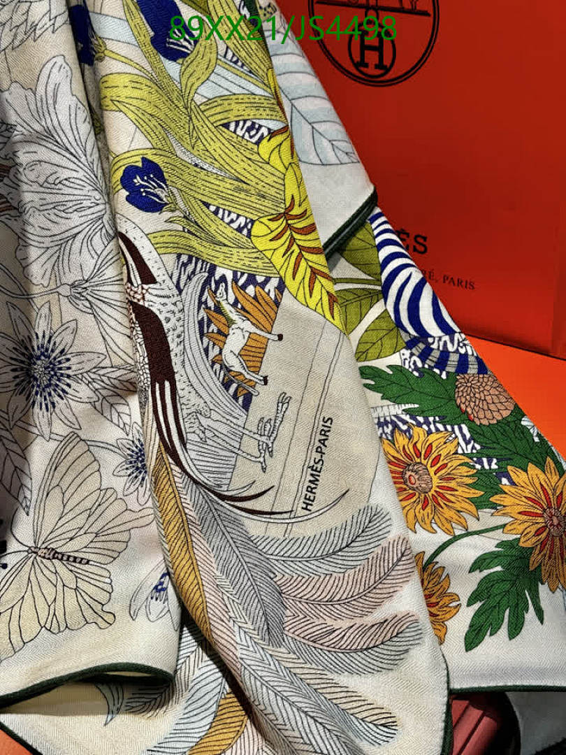Hermes-Scarf Code: JS4498 $: 89USD