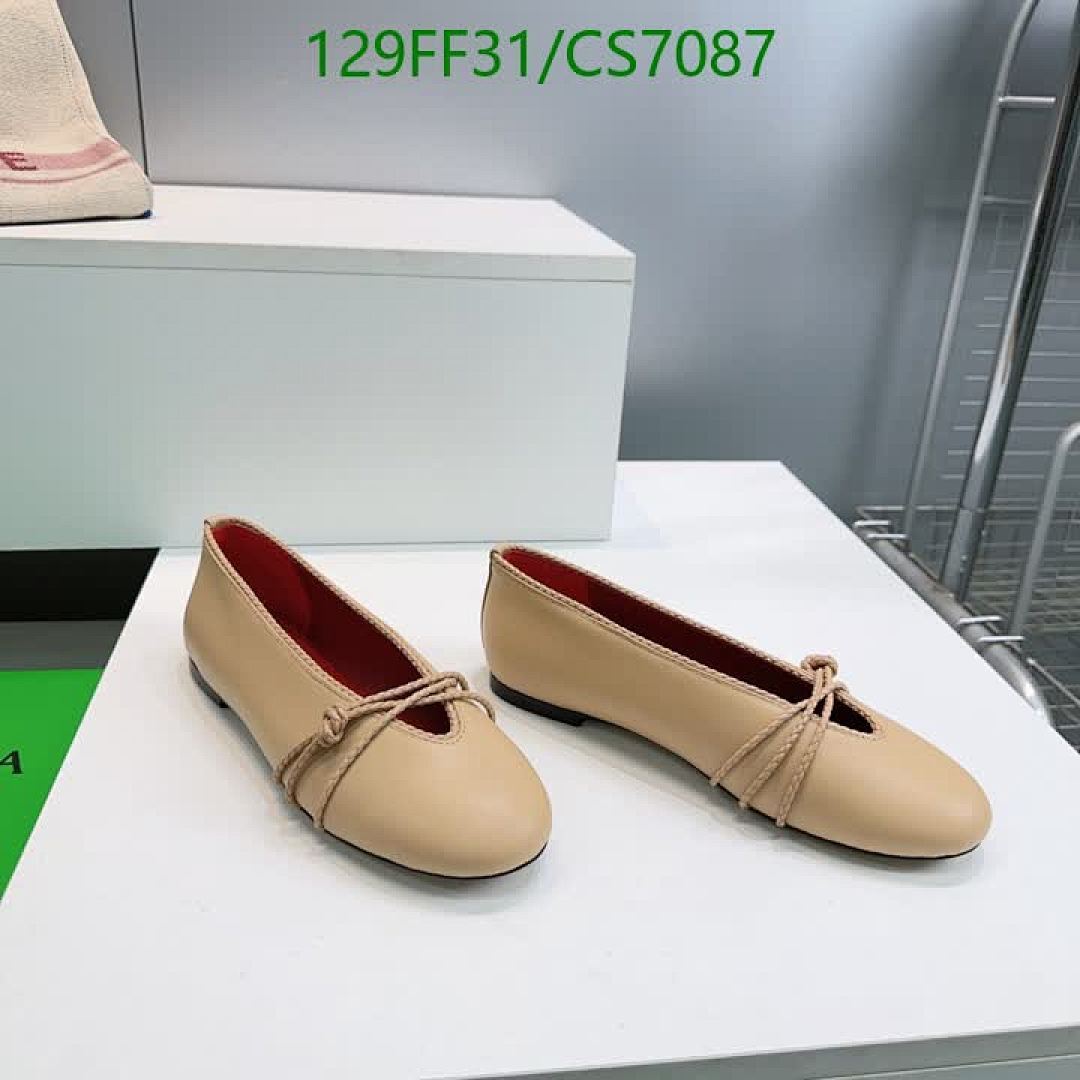 BV-Women Shoes Code: CS7087 $: 129USD