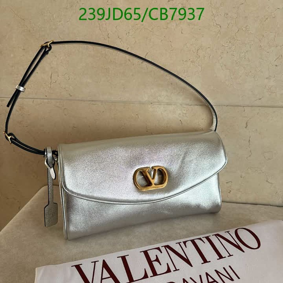 Valentino-Bag-Mirror Quality Code: CB7937 $: 239USD