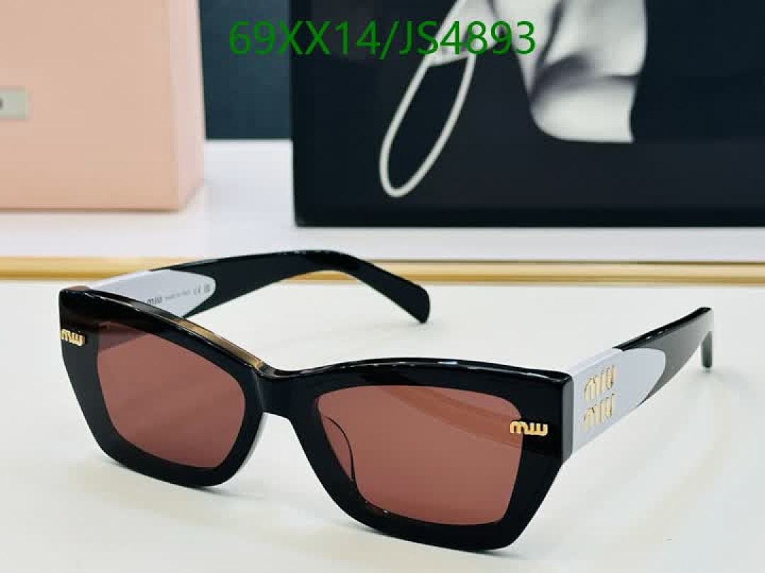 Miu Miu-Glasses Code: JS4893 $: 69USD