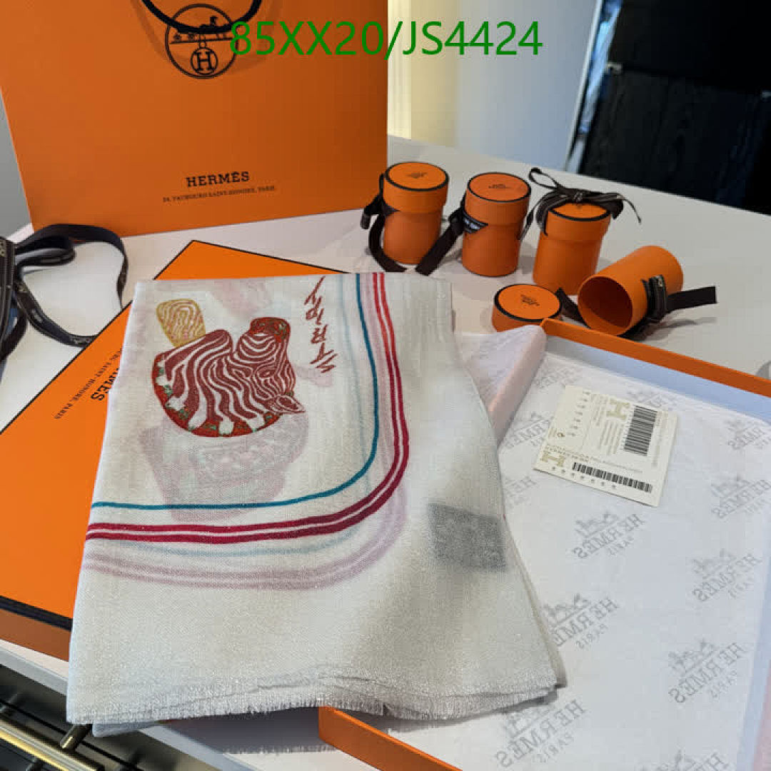 LV-Scarf Code: JS4424 $: 85USD