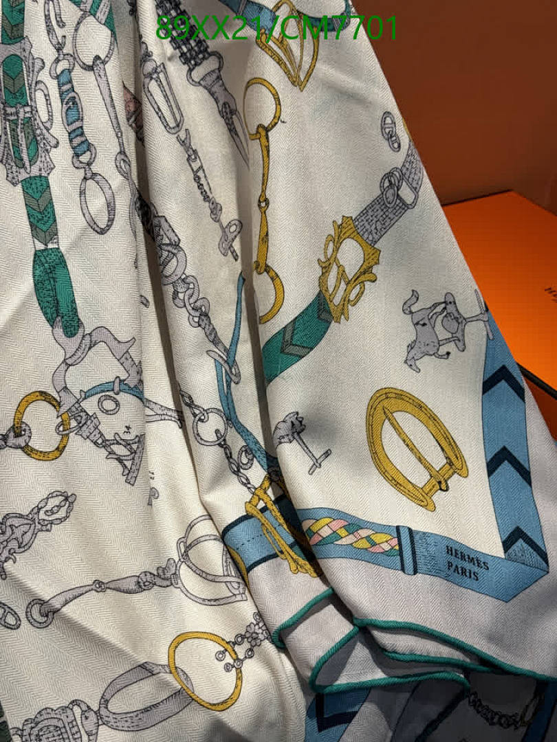 Hermes-Scarf Code: CM7701 $: 89USD