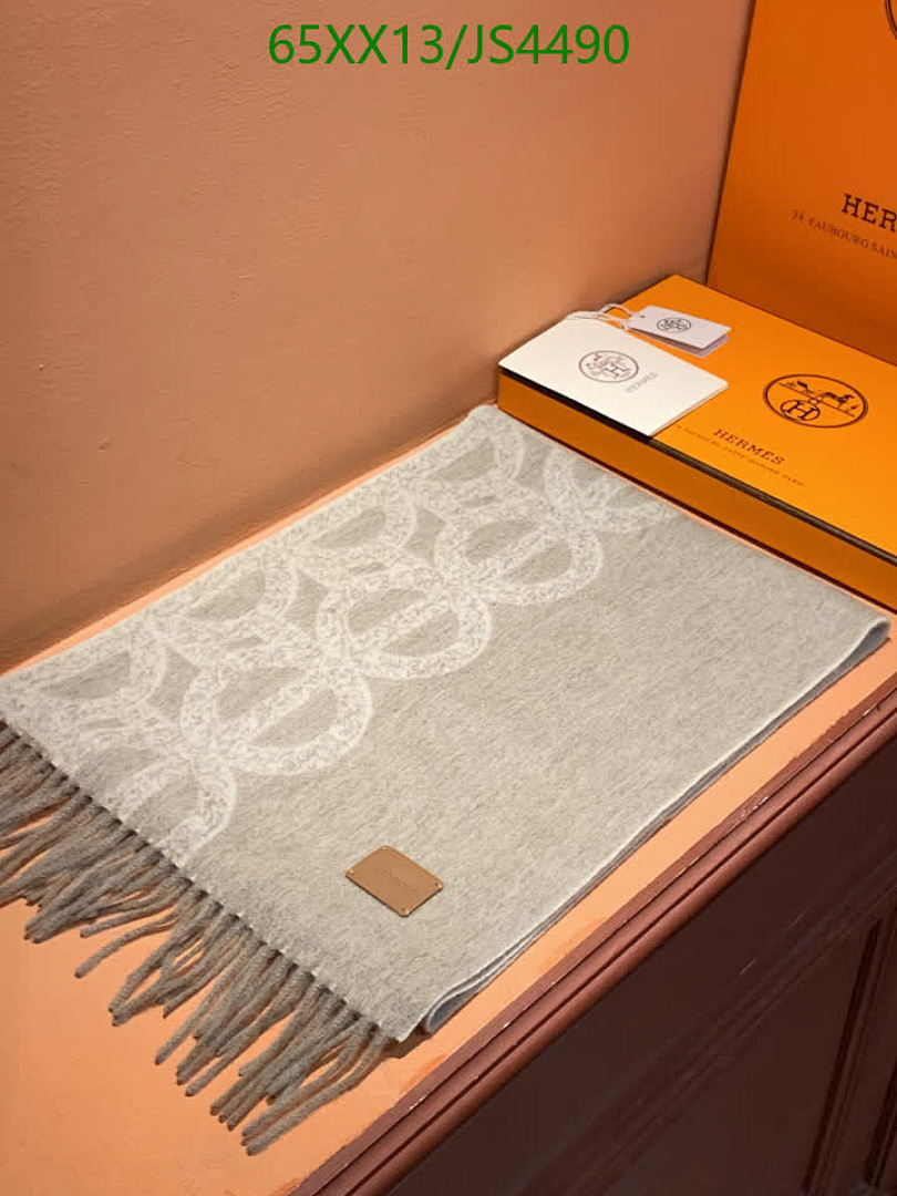 Hermes-Scarf Code: JS4490 $: 65USD