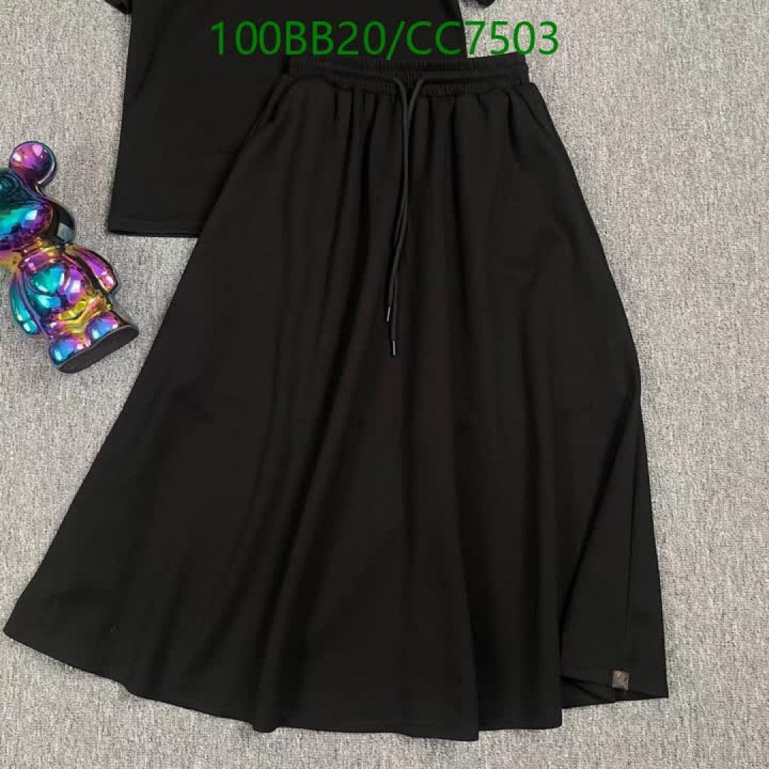 LV-Clothing Code: CC7503 $: 100USD