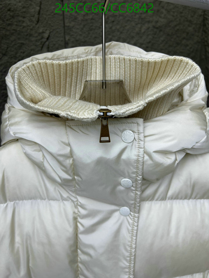 Moncler-Down jacket Women Code: CC6842 $: 245USD