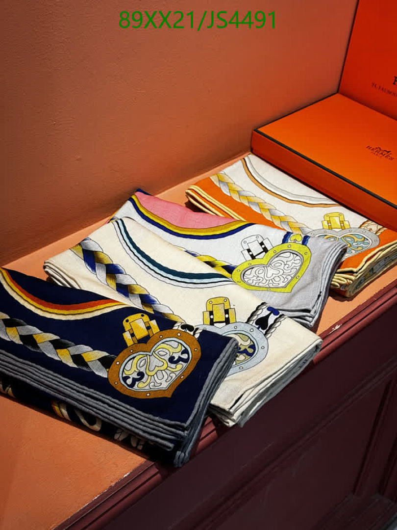 Hermes-Scarf Code: JS4491 $: 89USD