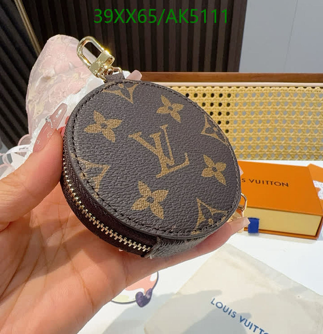 LV-Key pendant Code: AK5111 $: 39USD