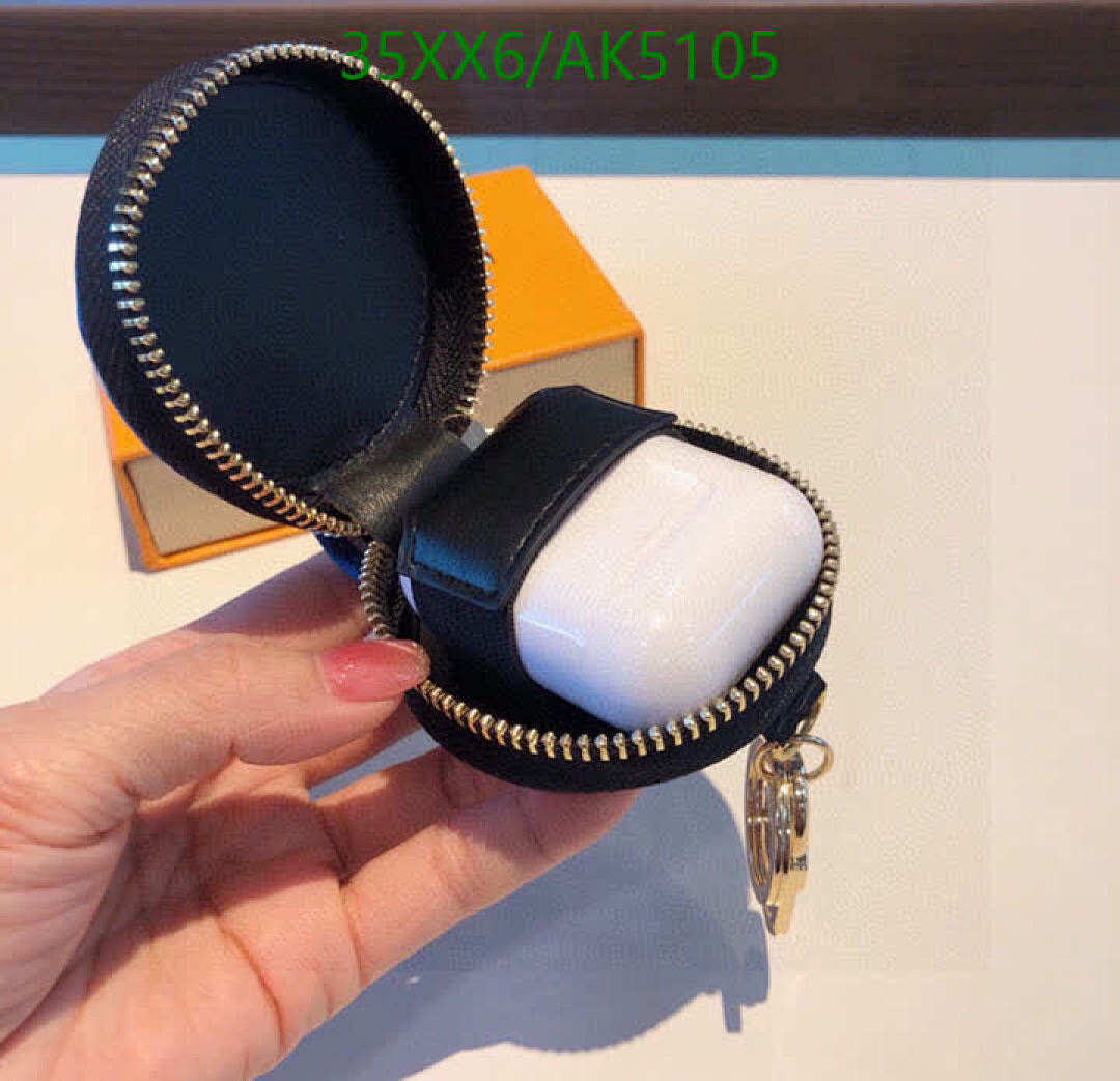 LV-Key pendant Code: AK5105 $: 35USD