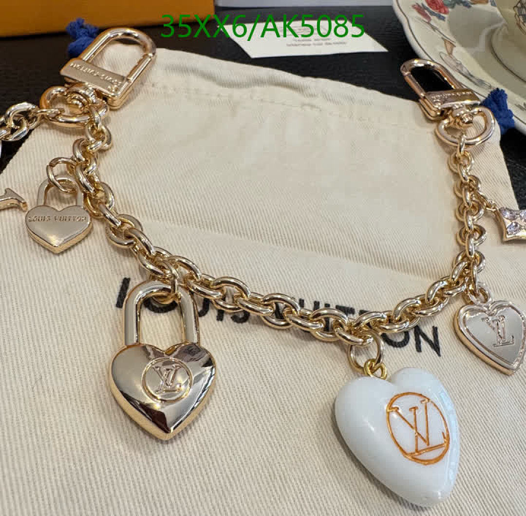 LV-Key pendant Code: AK5085 $: 35USD