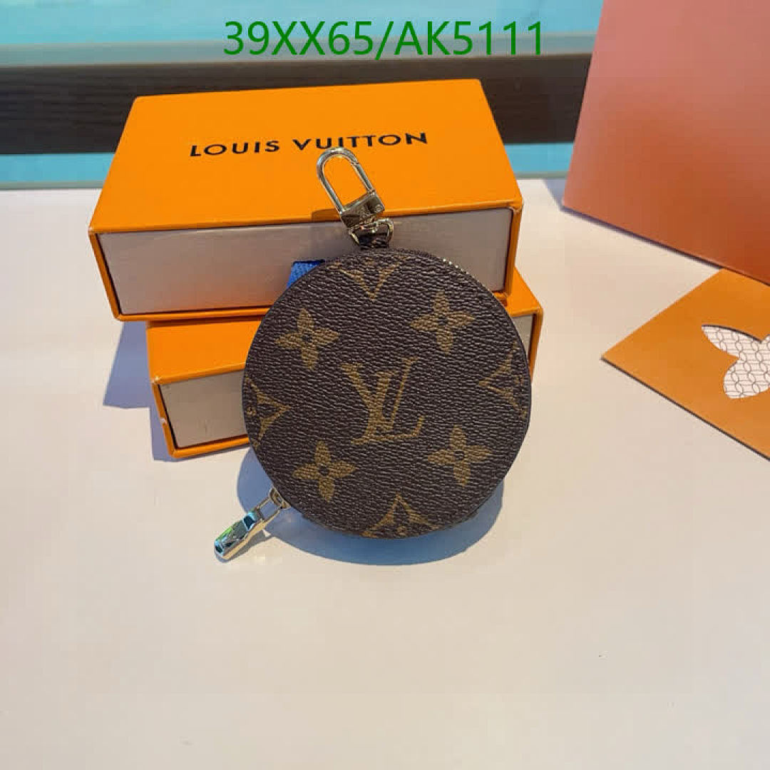LV-Key pendant Code: AK5111 $: 39USD