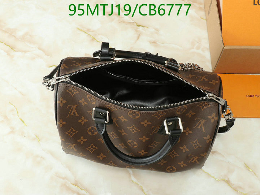 LV-Bag-4A Quality Code: CB6777 $: 95USD