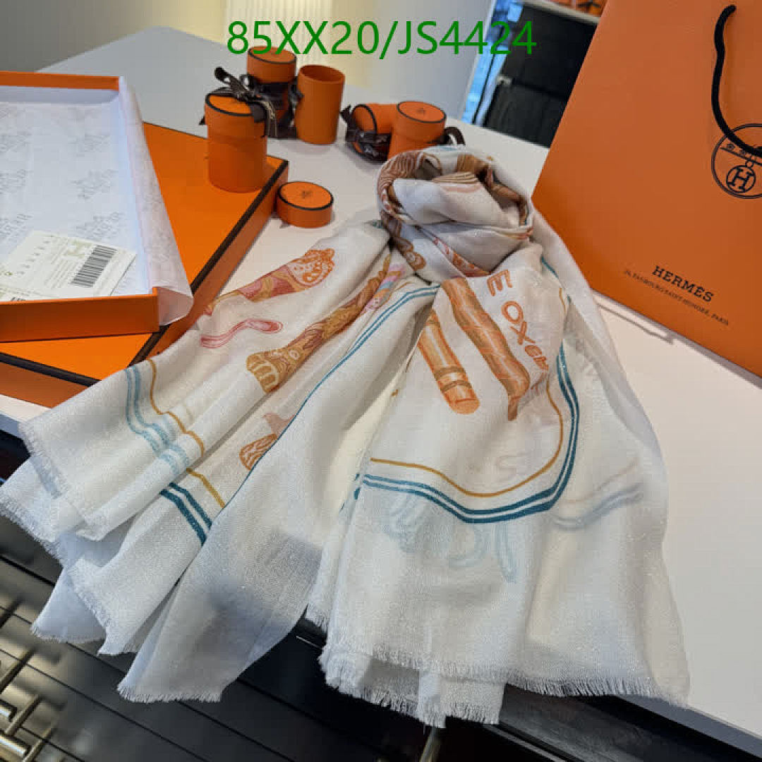 LV-Scarf Code: JS4424 $: 85USD