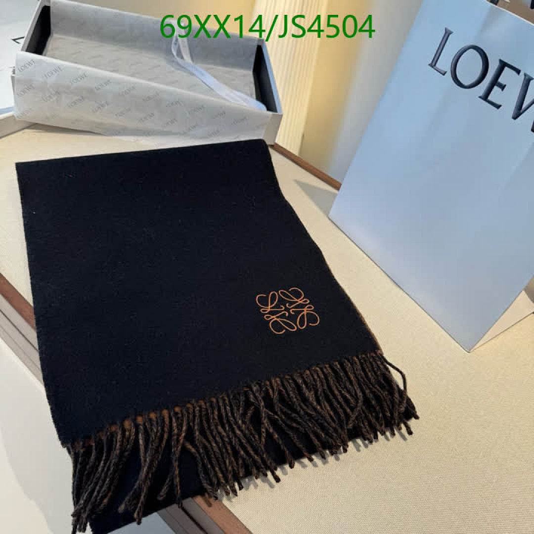 Loewe-Scarf Code: JS4504 $: 69USD