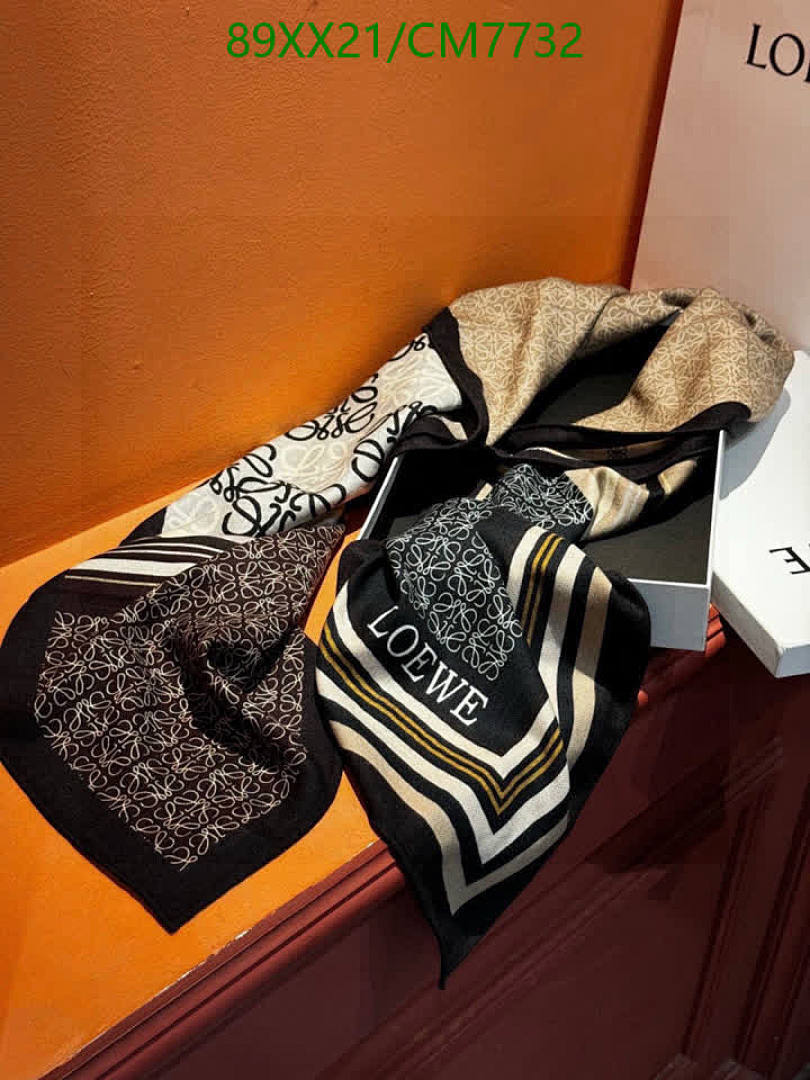 Loewe-Scarf Code: CM7732 $: 89USD