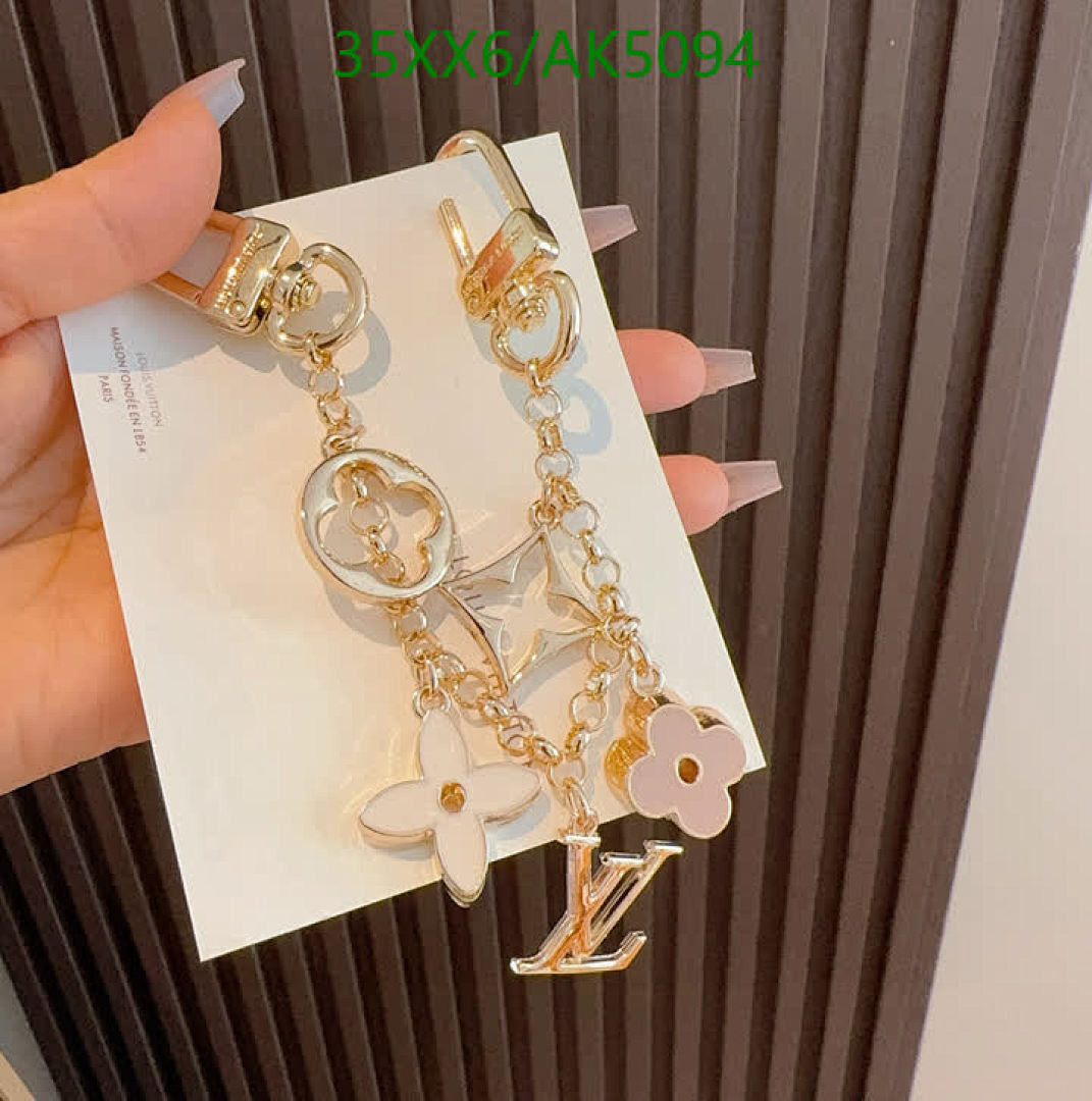 LV-Key pendant Code: AK5094 $: 35USD
