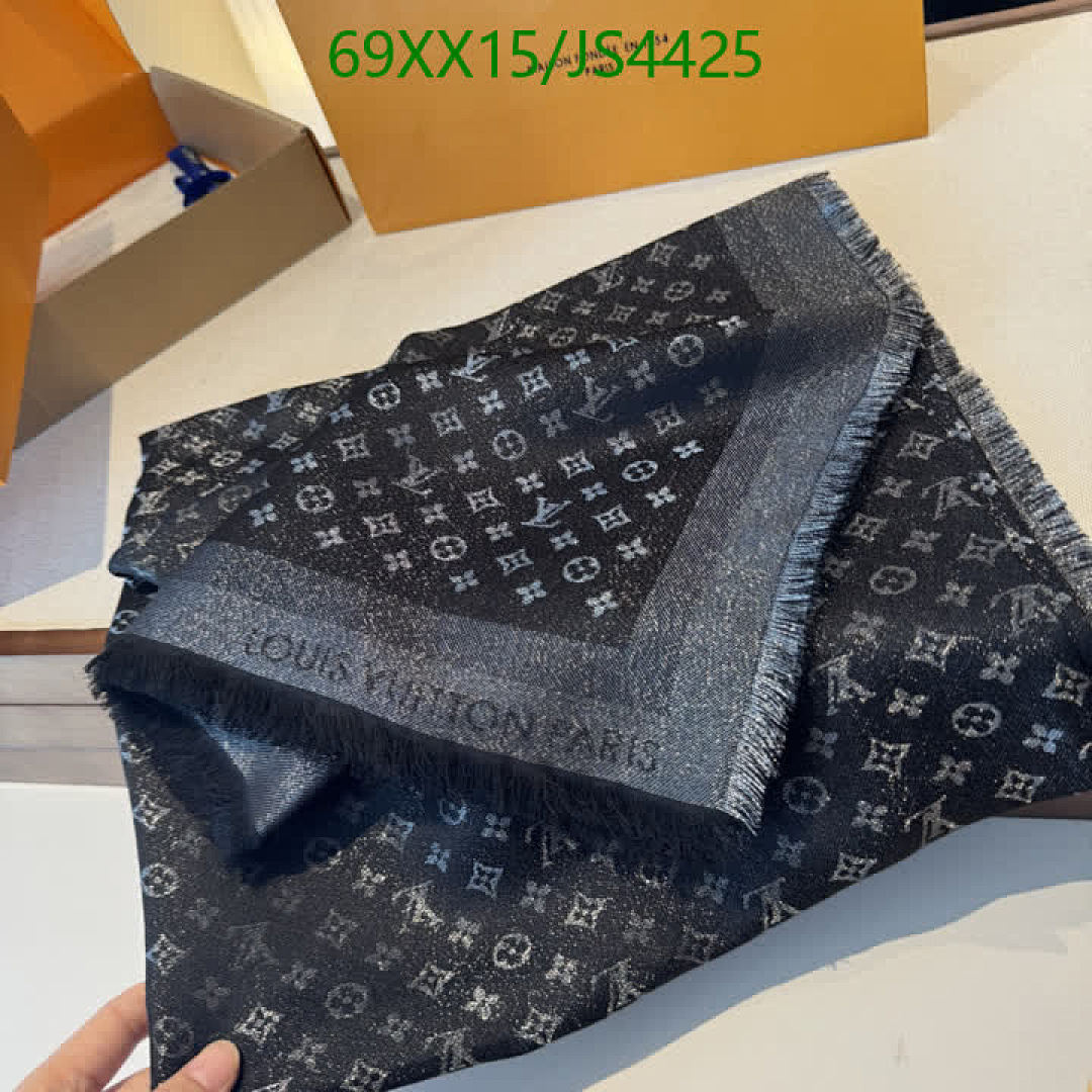 LV-Scarf Code: JS4425 $: 69USD