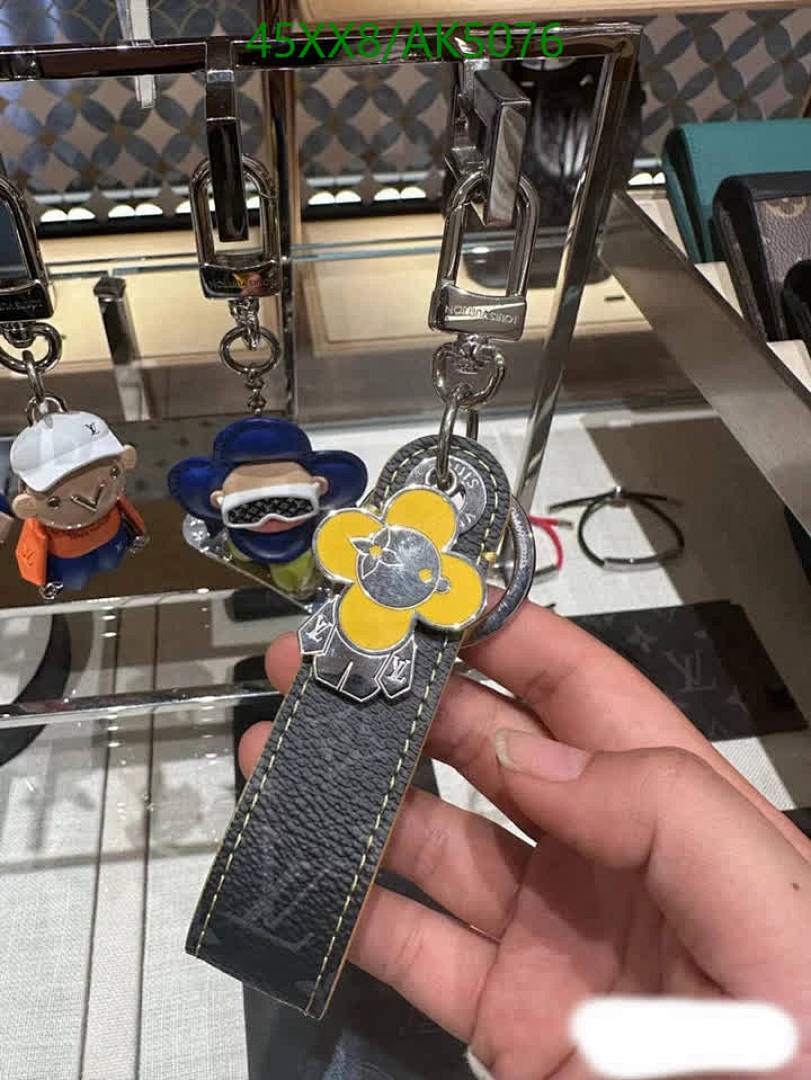 LV-Key pendant Code: AK5076 $: 45USD