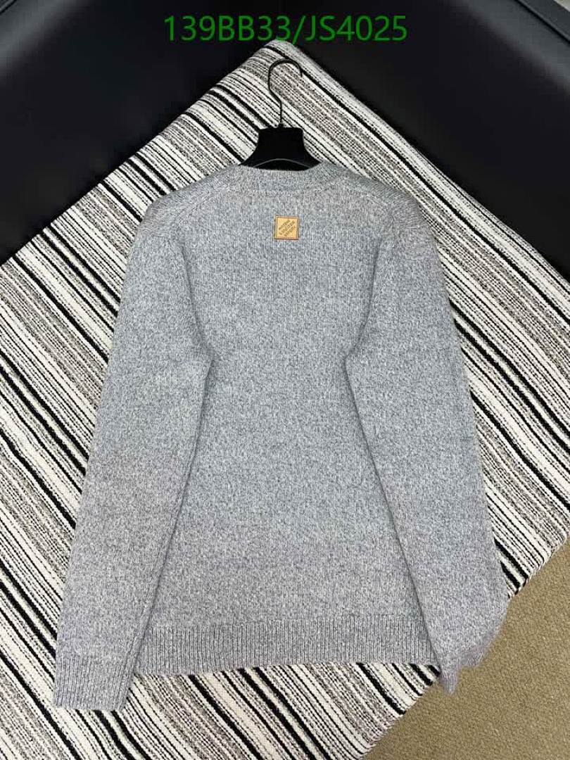 LV-Clothing Code: JS4025 $: 139USD