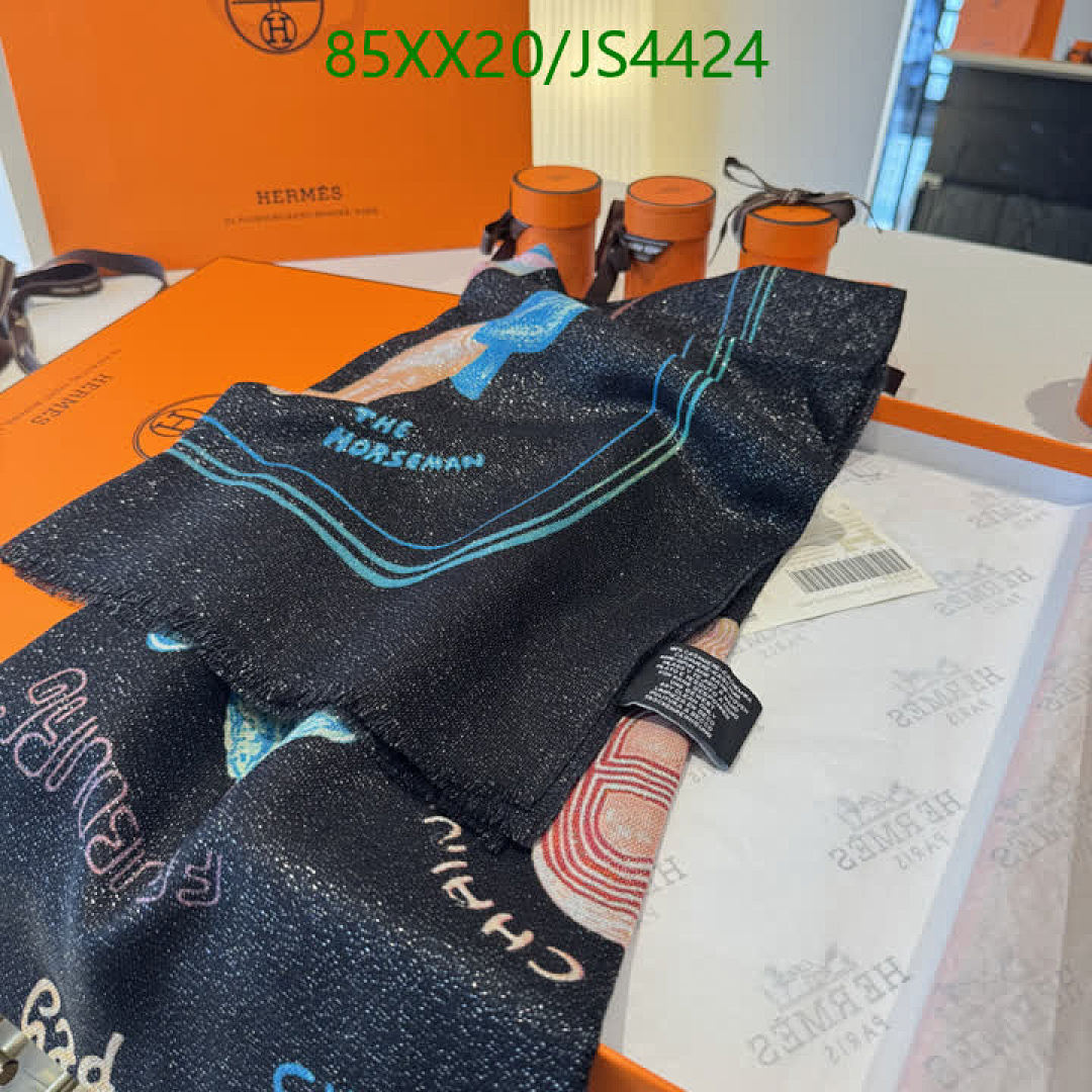 LV-Scarf Code: JS4424 $: 85USD