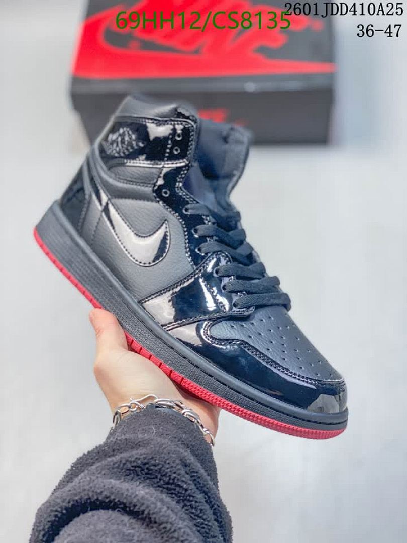 NIKE-Women Shoes Code: CS8135 $: 69USD