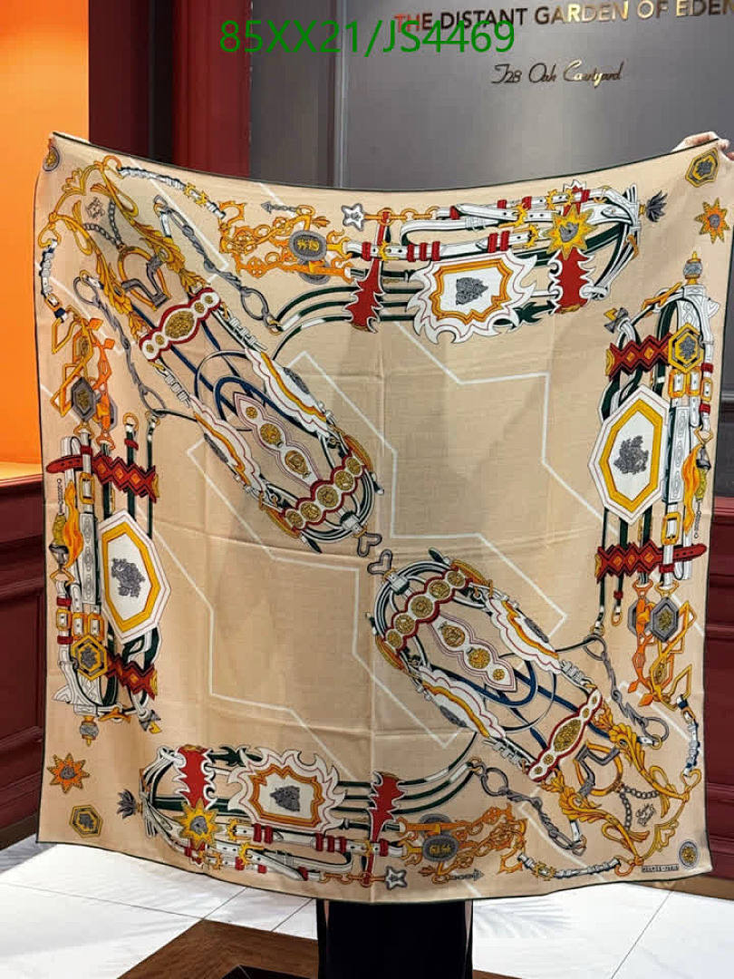 Hermes-Scarf Code: JS4469 $: 85USD