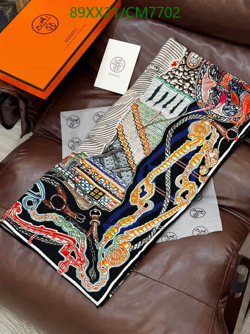 Hermes-Scarf Code: CM7702 $: 89USD