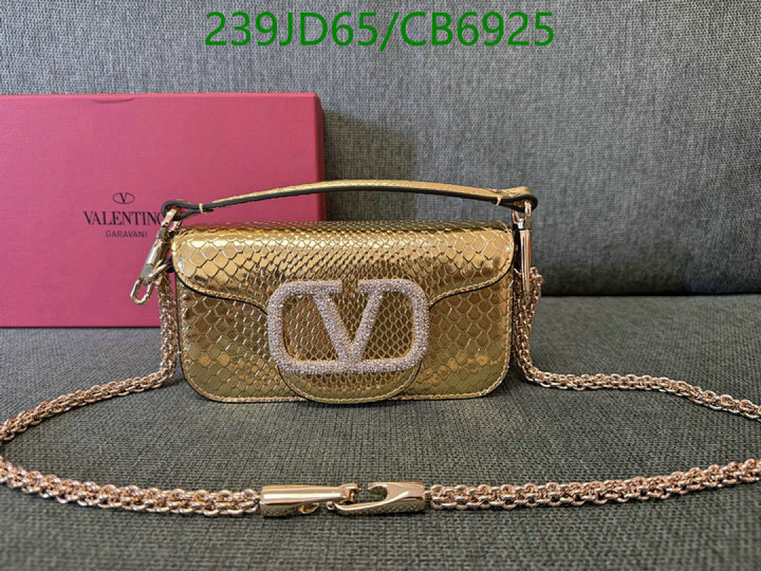 Valentino-Bag-Mirror Quality Code: CB6925 $: 239USD