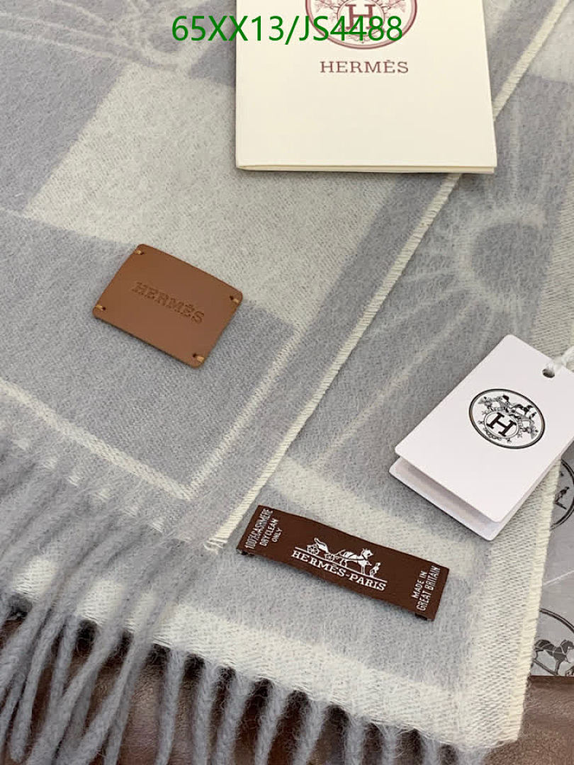 Hermes-Scarf Code: JS4488 $: 65USD