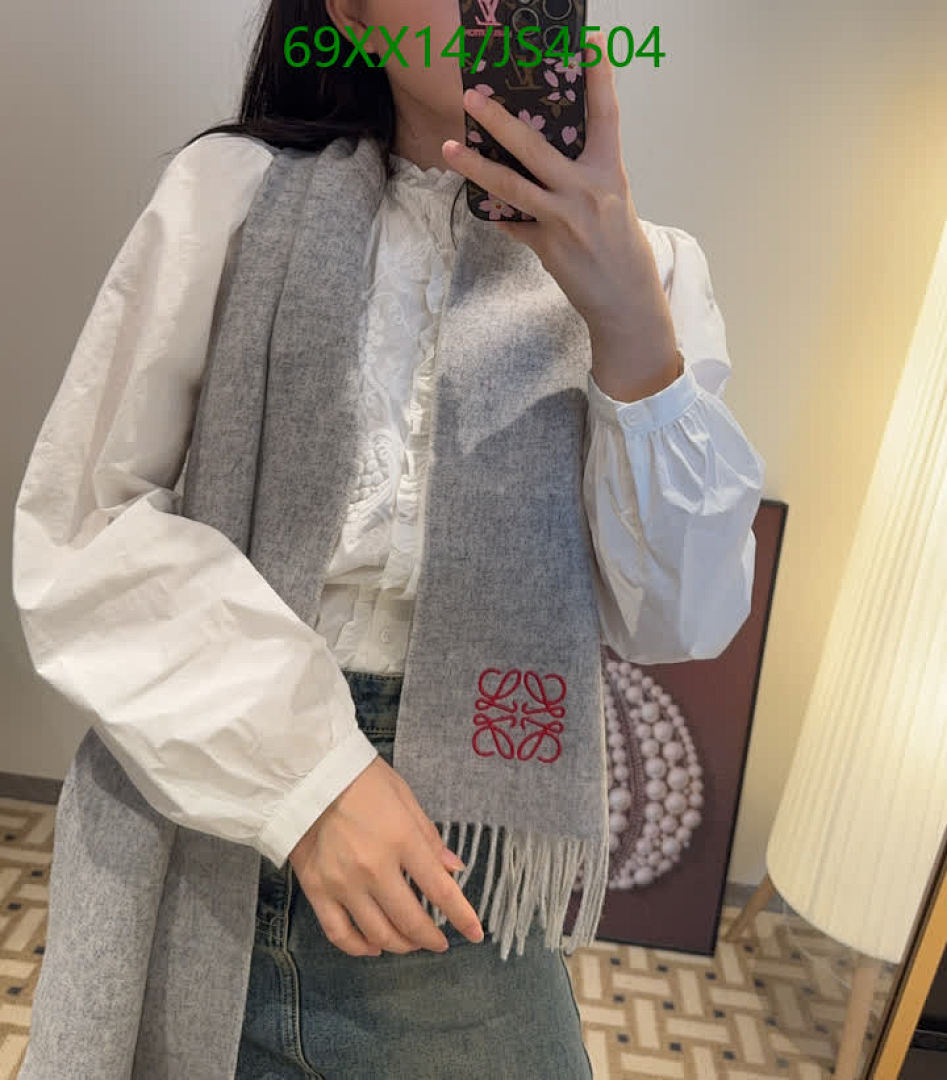Loewe-Scarf Code: JS4504 $: 69USD