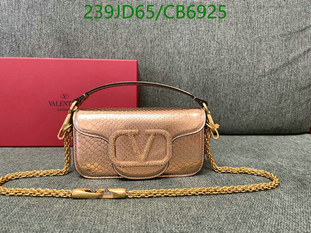 Valentino-Bag-Mirror Quality Code: CB6925 $: 239USD