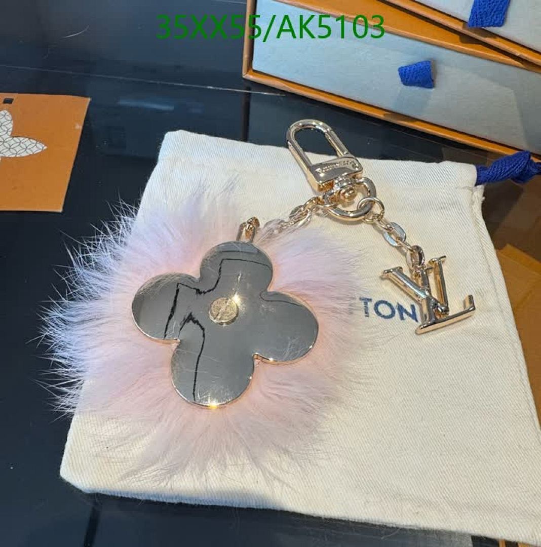 LV-Key pendant Code: AK5103 $: 35USD