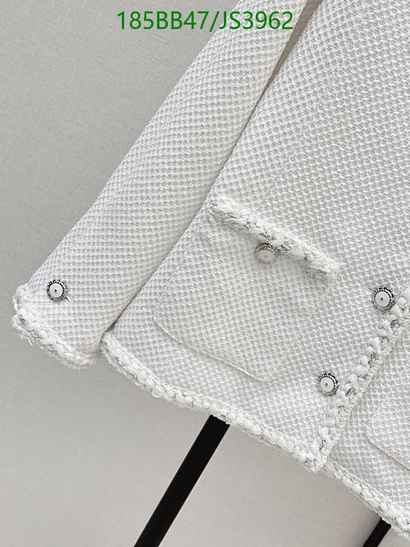Chanel-Clothing Code: JS3962 $: 185USD