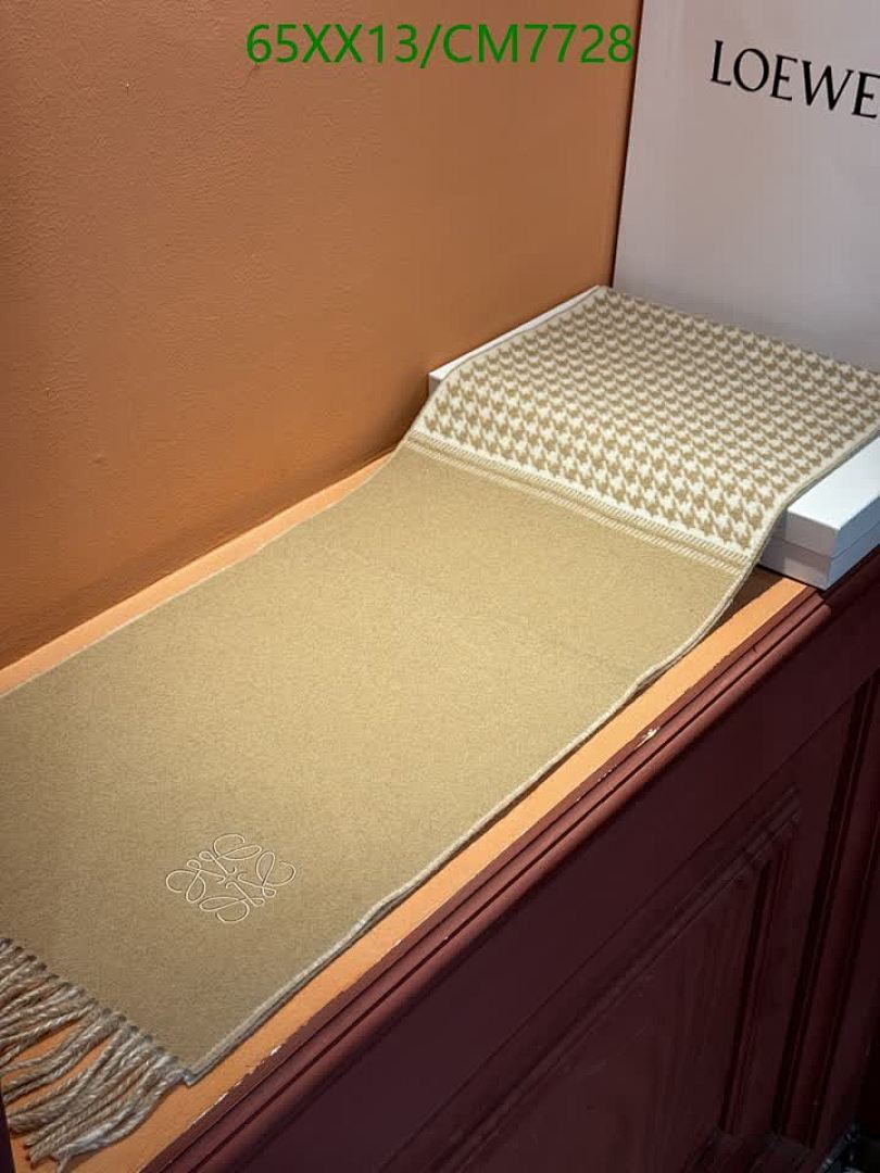 Loewe-Scarf Code: CM7728 $: 65USD