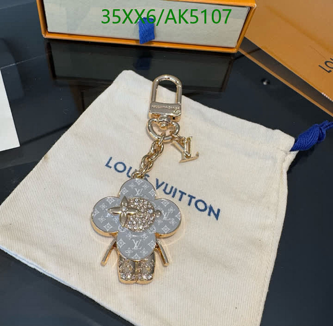 LV-Key pendant Code: AK5107 $: 35USD