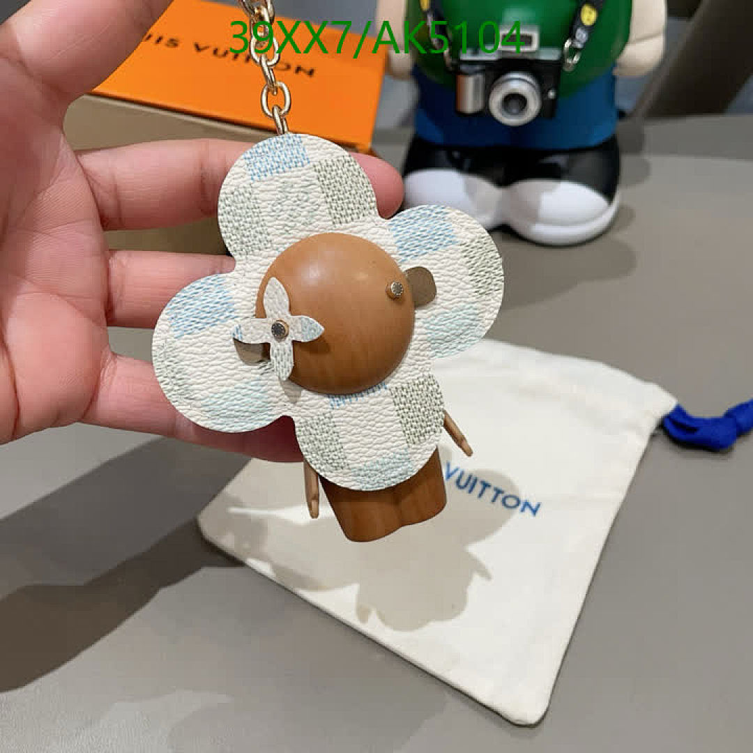 LV-Key pendant Code: AK5104 $: 39USD