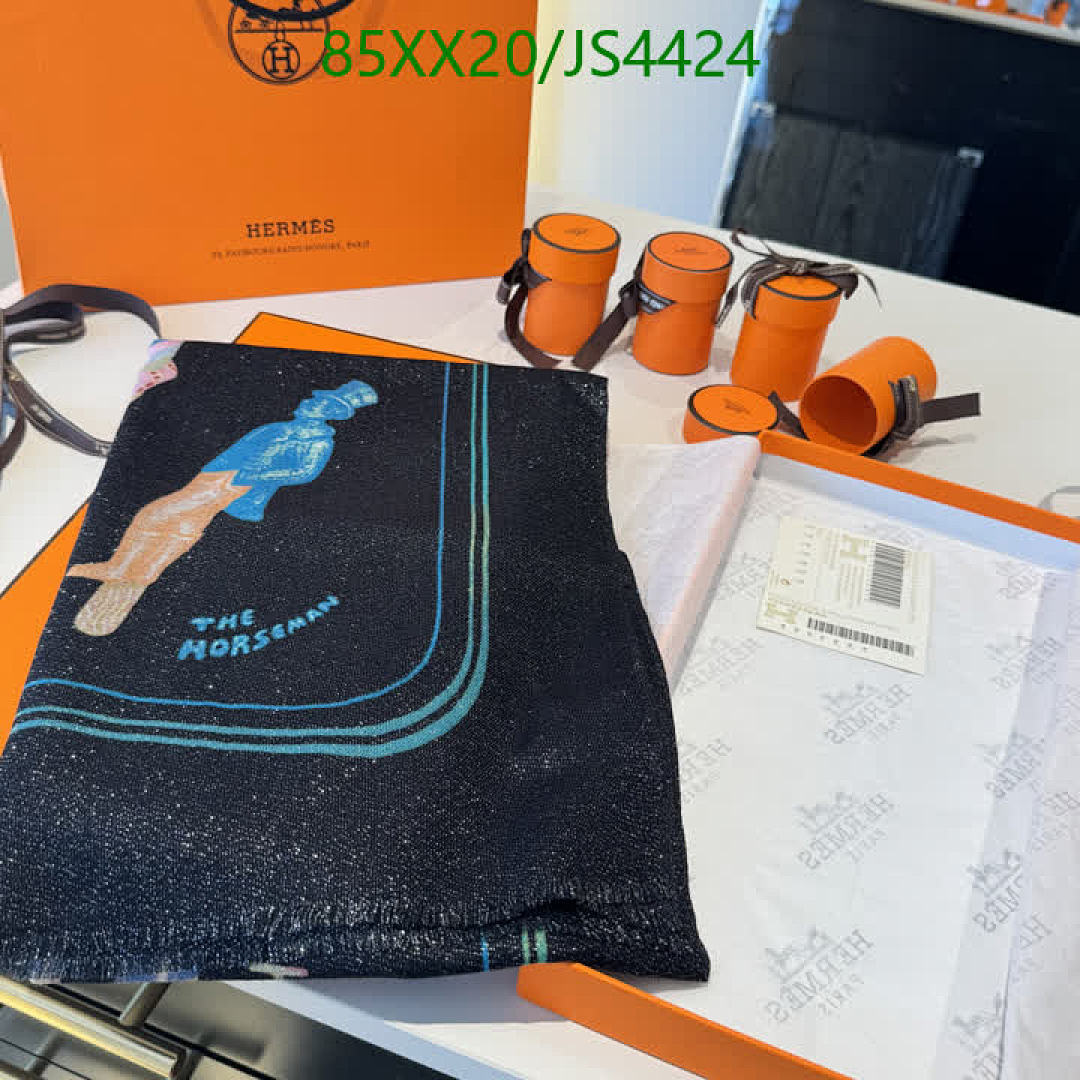 LV-Scarf Code: JS4424 $: 85USD
