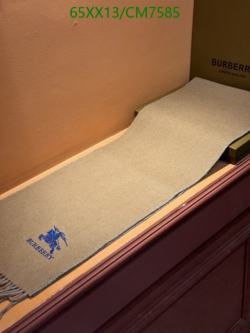 Burberry-Scarf Code: CM7585 $: 65USD
